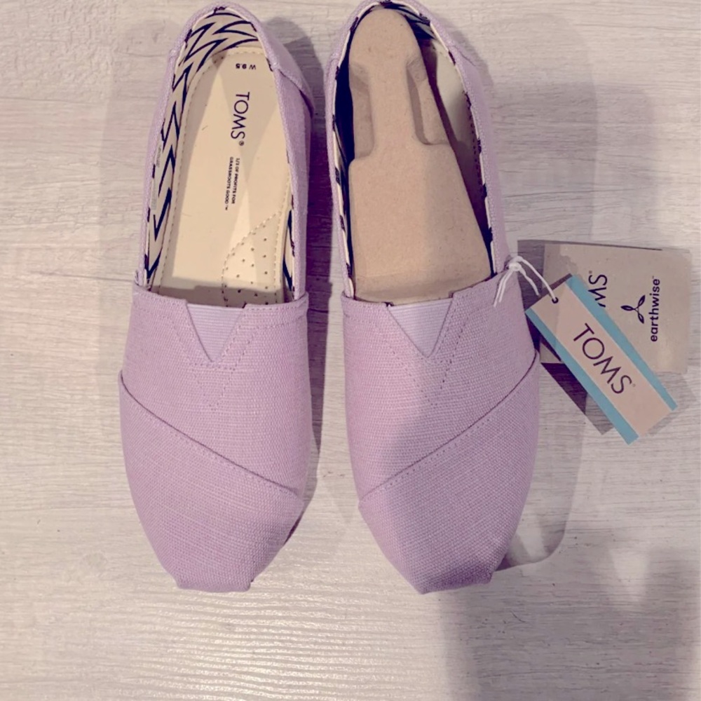 Toms